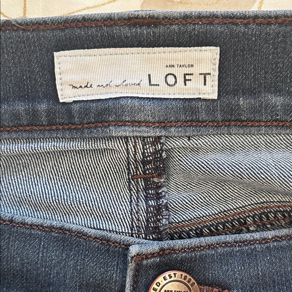 LOFT Women's Dark Indigo Straight-Leg Jeans - Picture 2 of 2